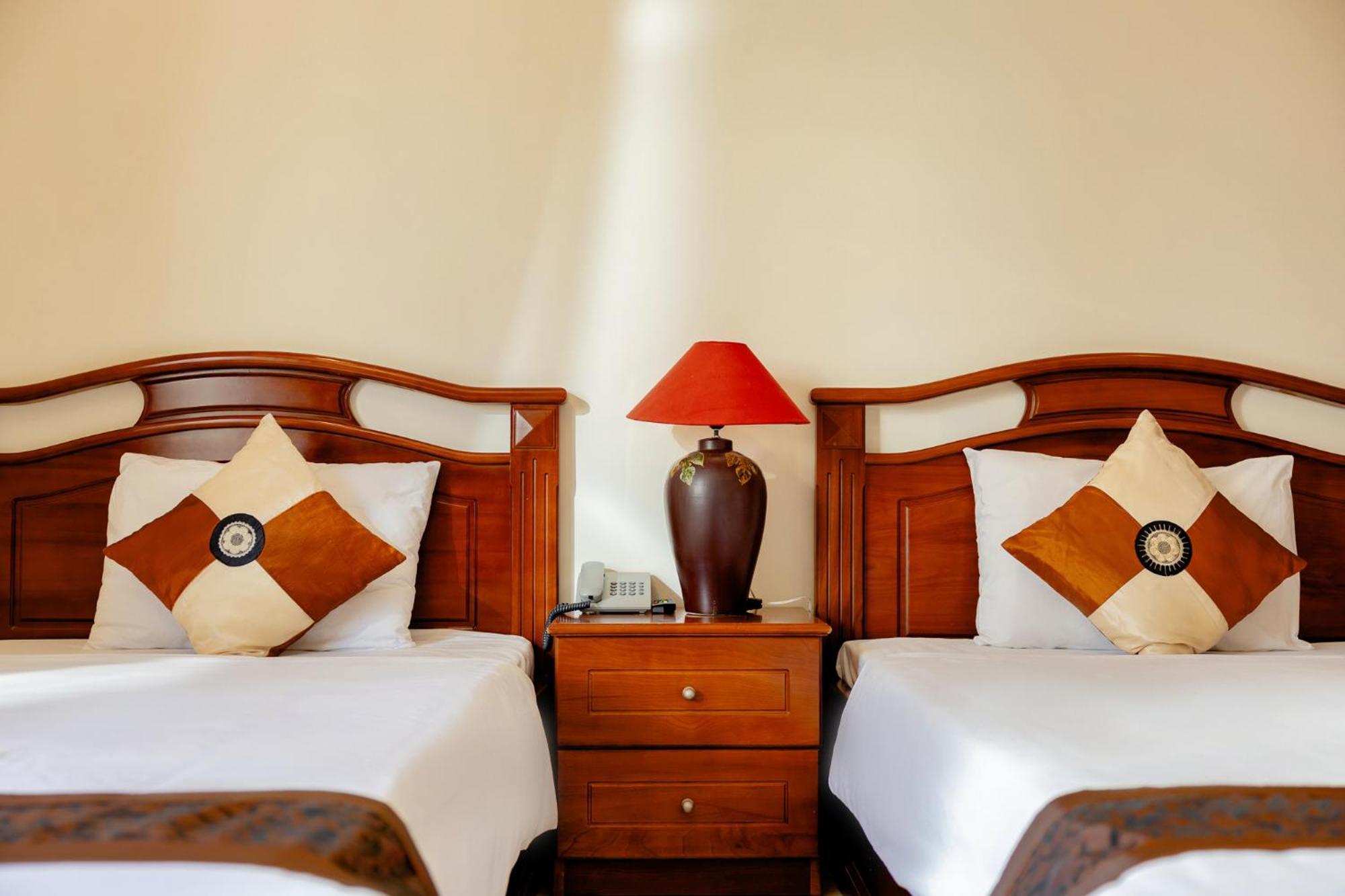 Hung Phong Hotel - Near Dalat Night Market Buitenkant foto