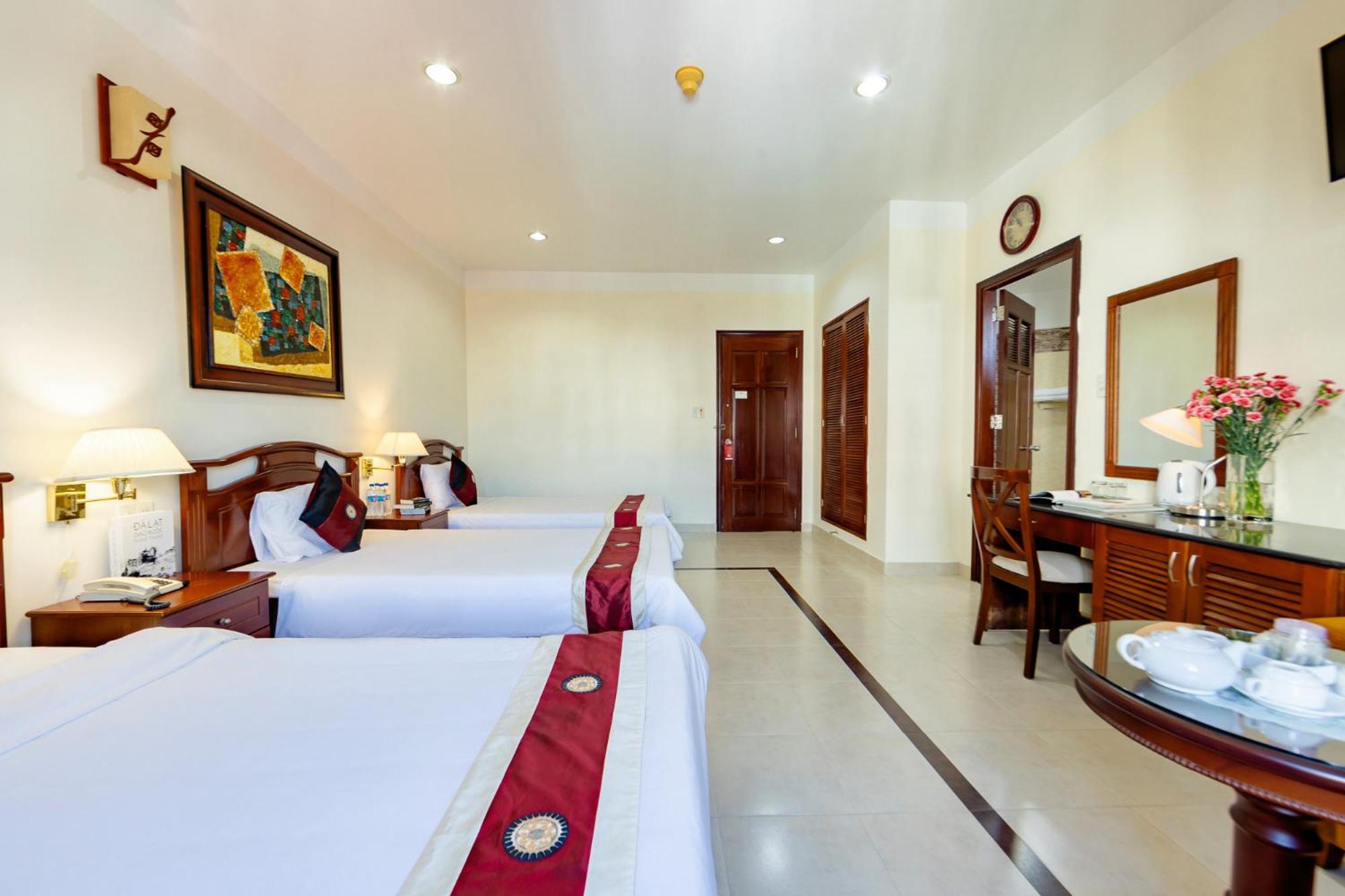 Hung Phong Hotel - Near Dalat Night Market Buitenkant foto