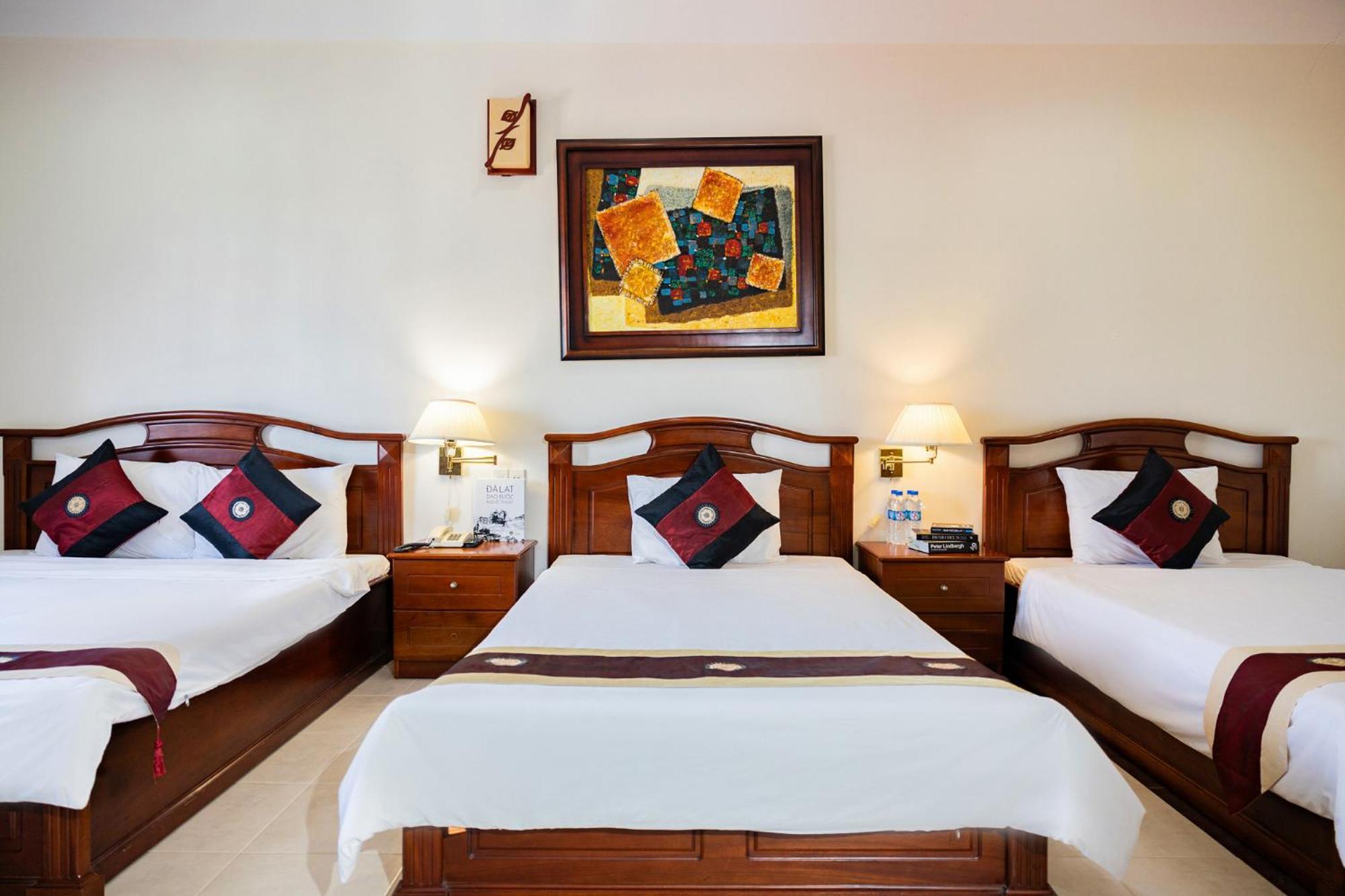 Hung Phong Hotel - Near Dalat Night Market Buitenkant foto