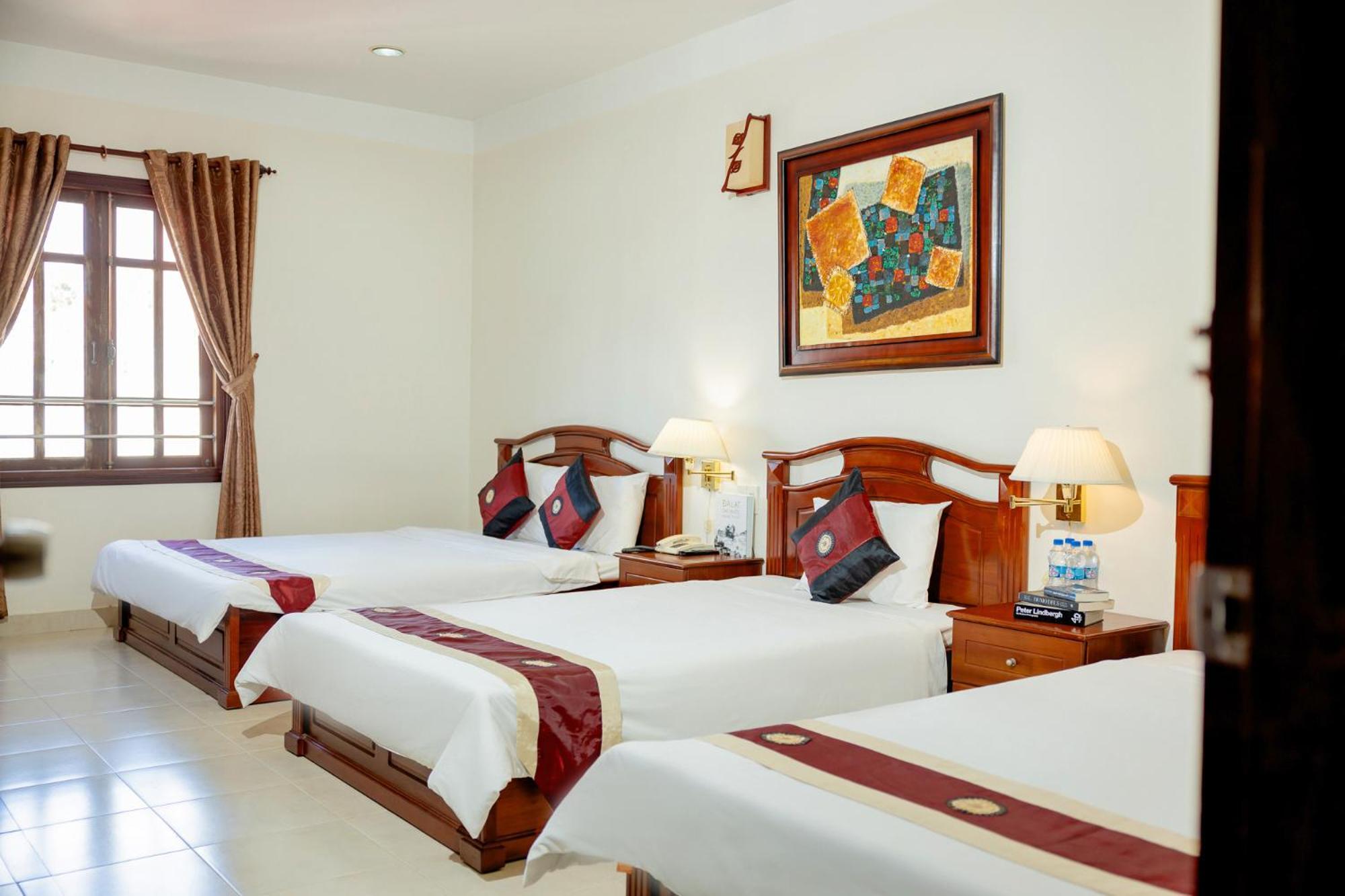Hung Phong Hotel - Near Dalat Night Market Buitenkant foto